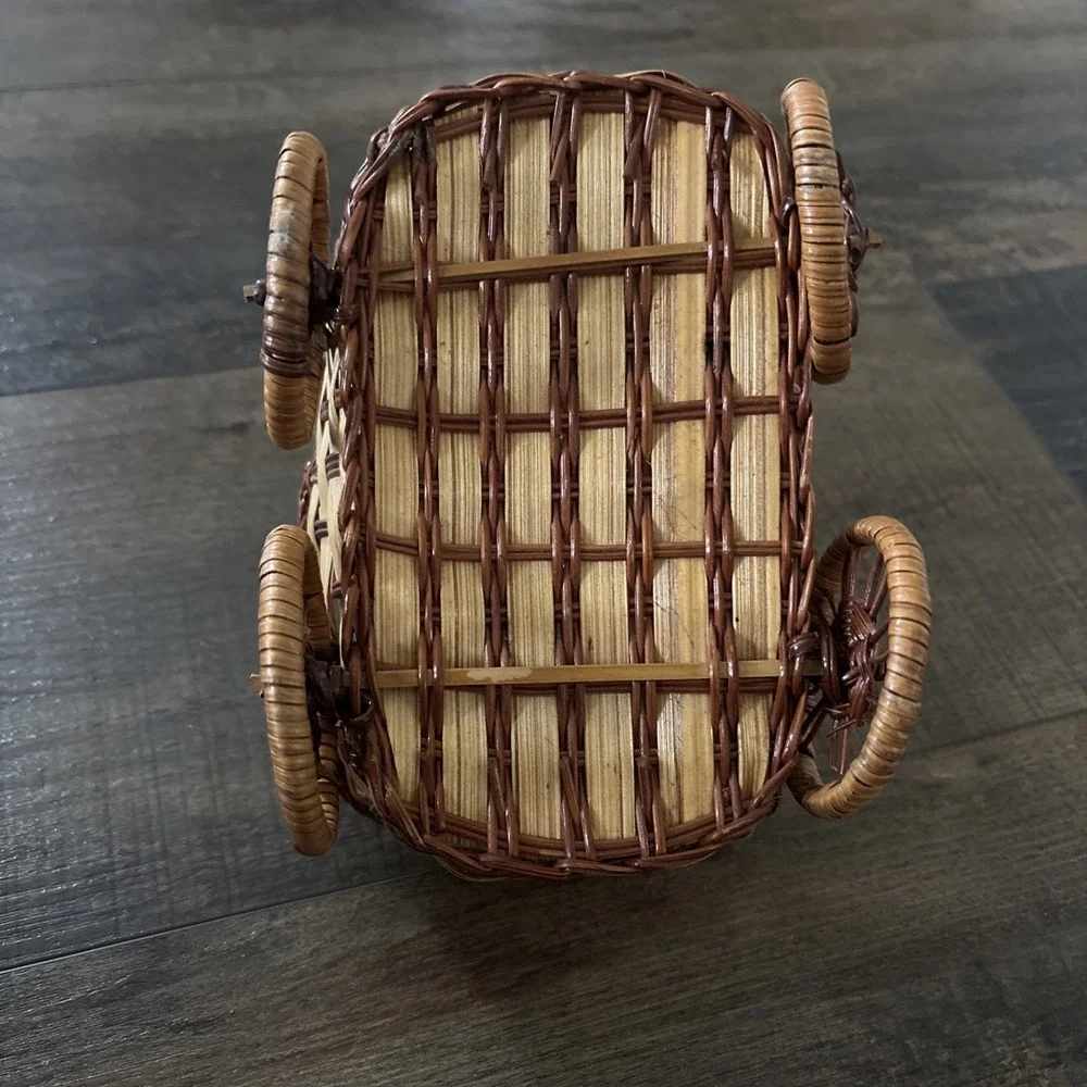 Vtg Wicker Rattan Baby Doll Carriage Small Decor Plant Holder